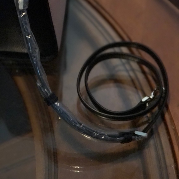 Kate Spade - Picture 4 of 6